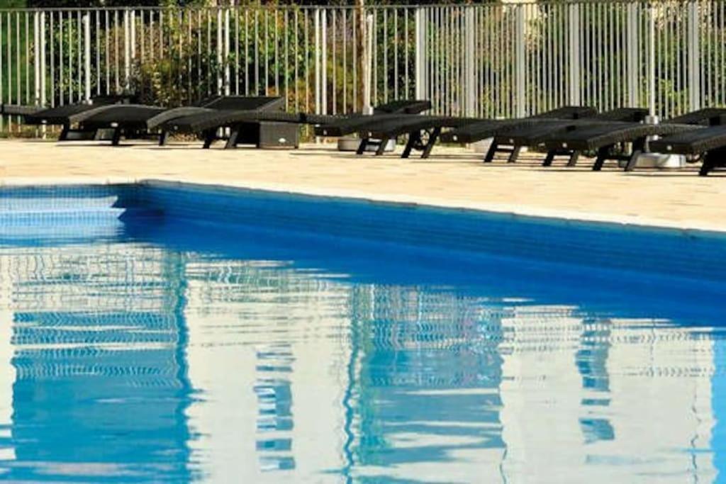 Le Soleil D Eugenie Appartement Dans Residence Avec Piscine Commune Pres De Carcassonne Olonzac Buitenkant foto