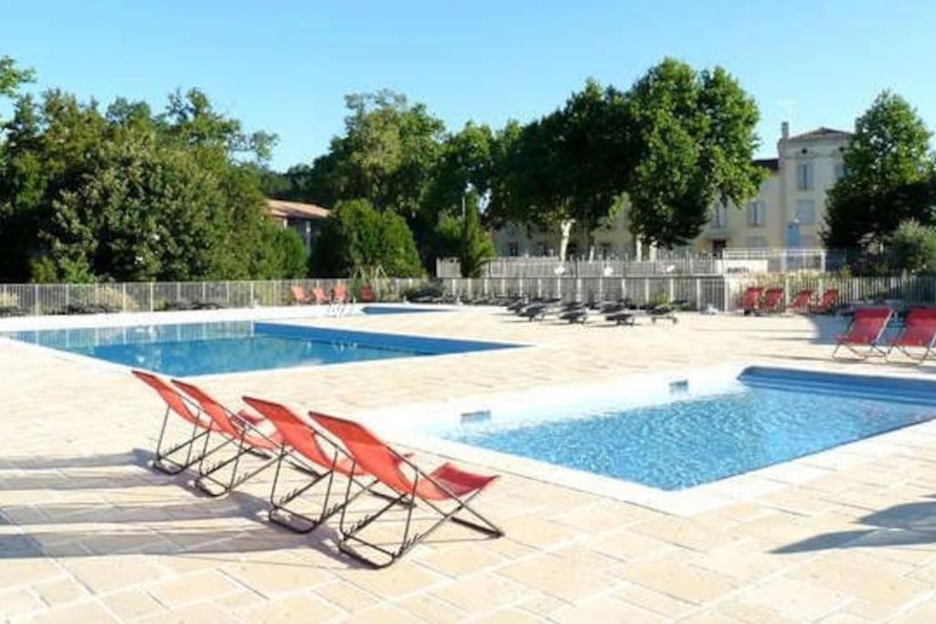 Le Soleil D Eugenie Appartement Dans Residence Avec Piscine Commune Pres De Carcassonne Olonzac Buitenkant foto