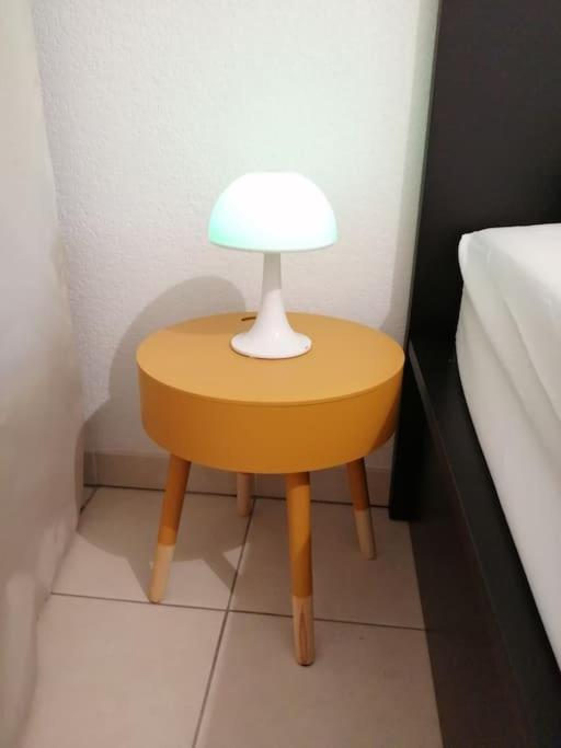 Le Soleil D Eugenie Appartement Dans Residence Avec Piscine Commune Pres De Carcassonne Olonzac Buitenkant foto